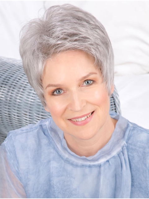 6" Cropped Straight Fashionable Monofilament Grey Wigs