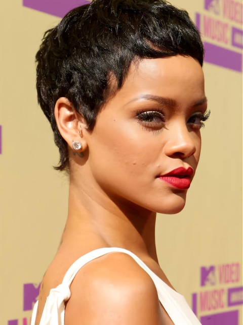 Discount Black Straight Cropped Rihanna Wigs