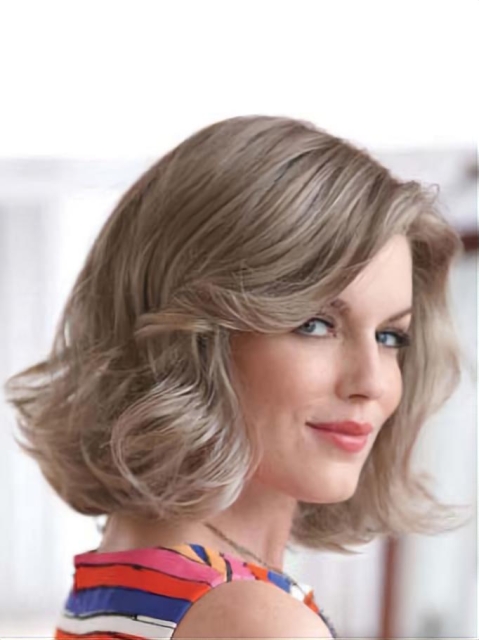 New Blonde Wavy Chin Length Classic Wigs