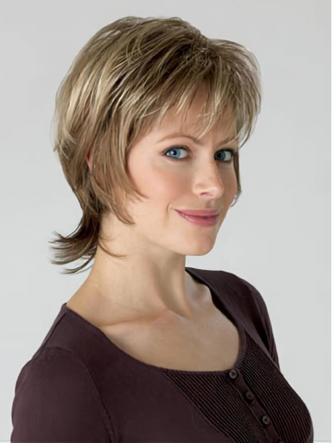 Discount Blonde Wavy Chin Length Synthetic Wigs