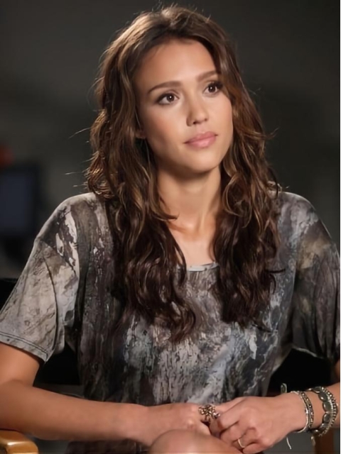 Amazing Brown Wavy Long Jessica Alba Wigs