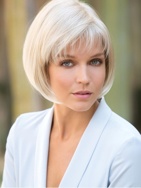 Platinum Blonde Short Straight Bob Realistic Capless Wigs