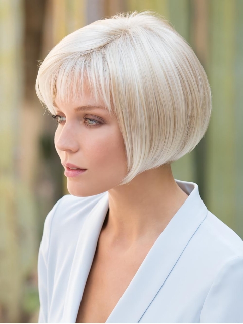 Platinum Blonde Short Straight Bob Realistic Capless Wigs